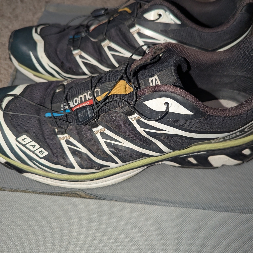 Salomon Men's Black and White Athletic Shoes